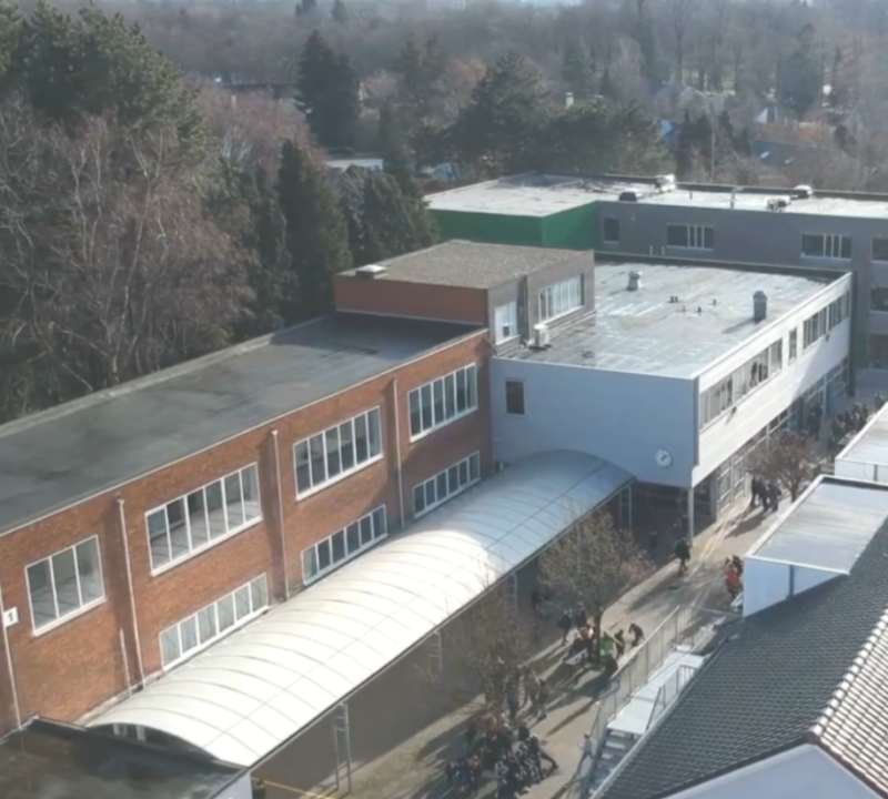 Sint-JozefInstituut Campus drone shot